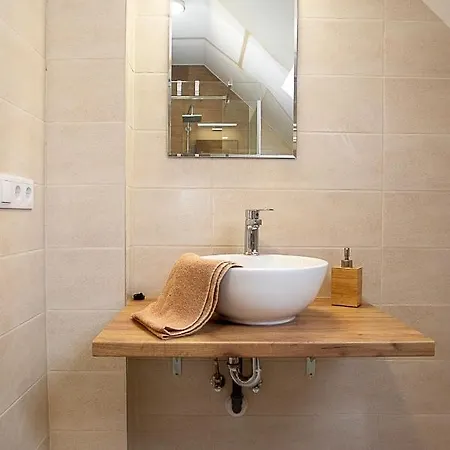 Lux Apartman *